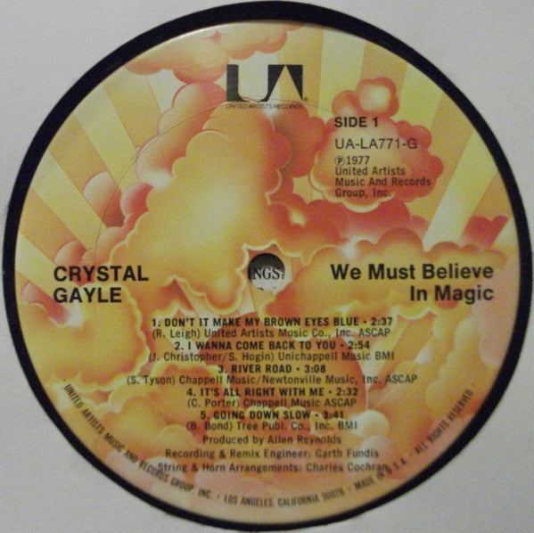 Crystal Gayle – We Must Believe In Magic