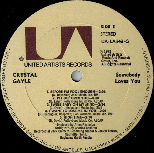 Crystal Gayle ‎– Somebody Loves You