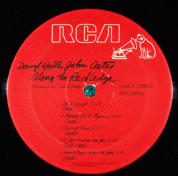 Daryl Hall & John Oates ‎– Along The Red Ledge