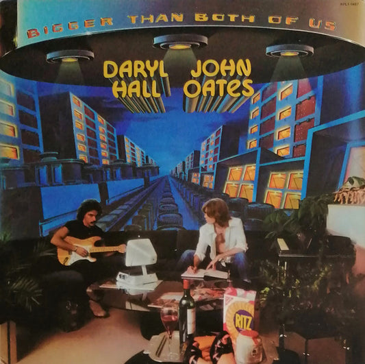 Daryl Hall & John Oates ‎– Bigger Than Both Of Us